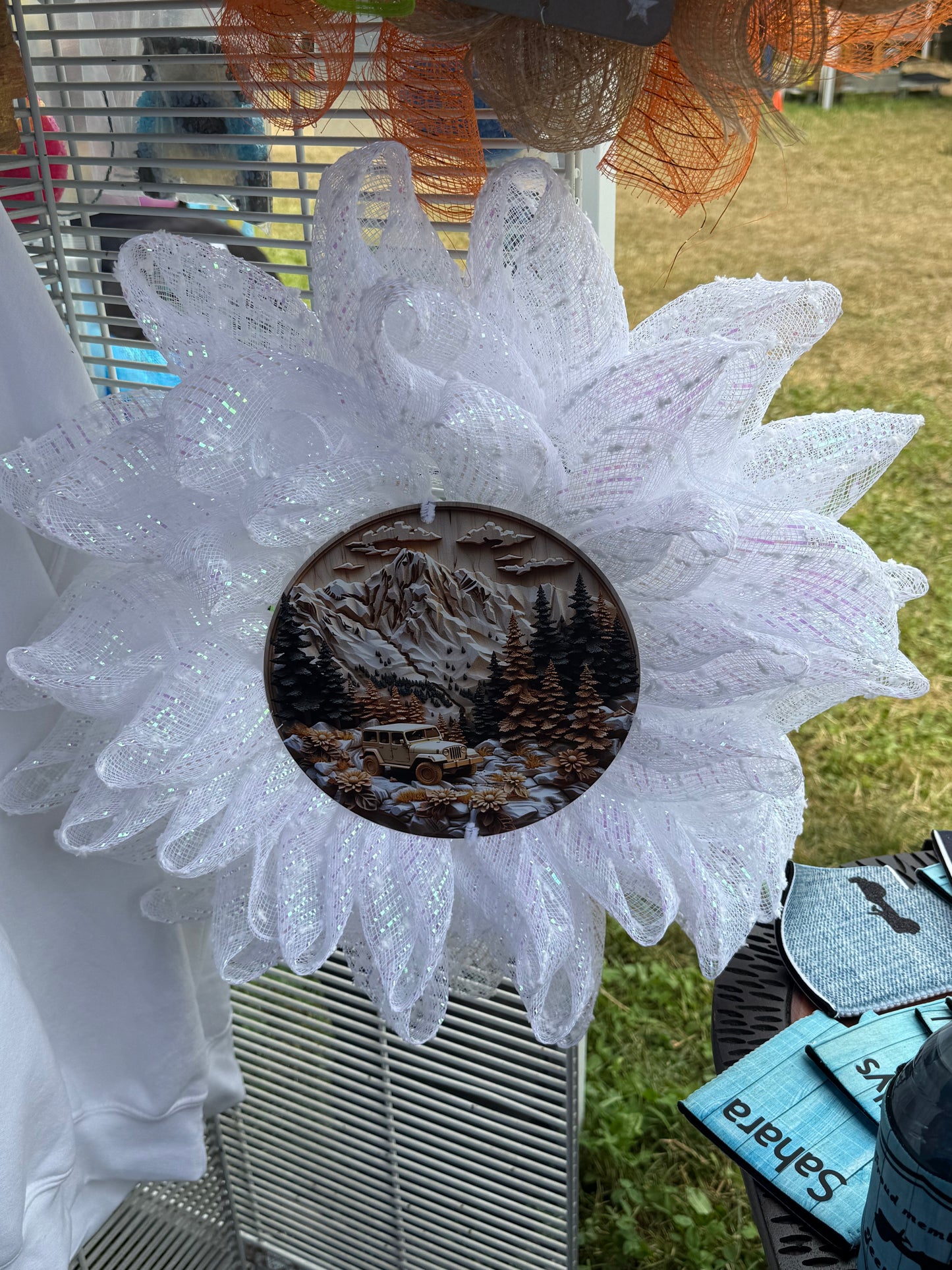 Adorable Flower Jeep Wreath